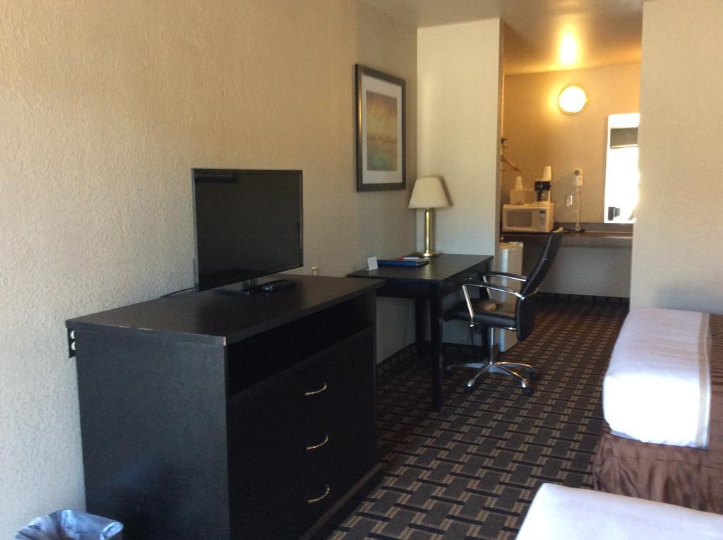 Econo Lodge Beaver Kültér fotó