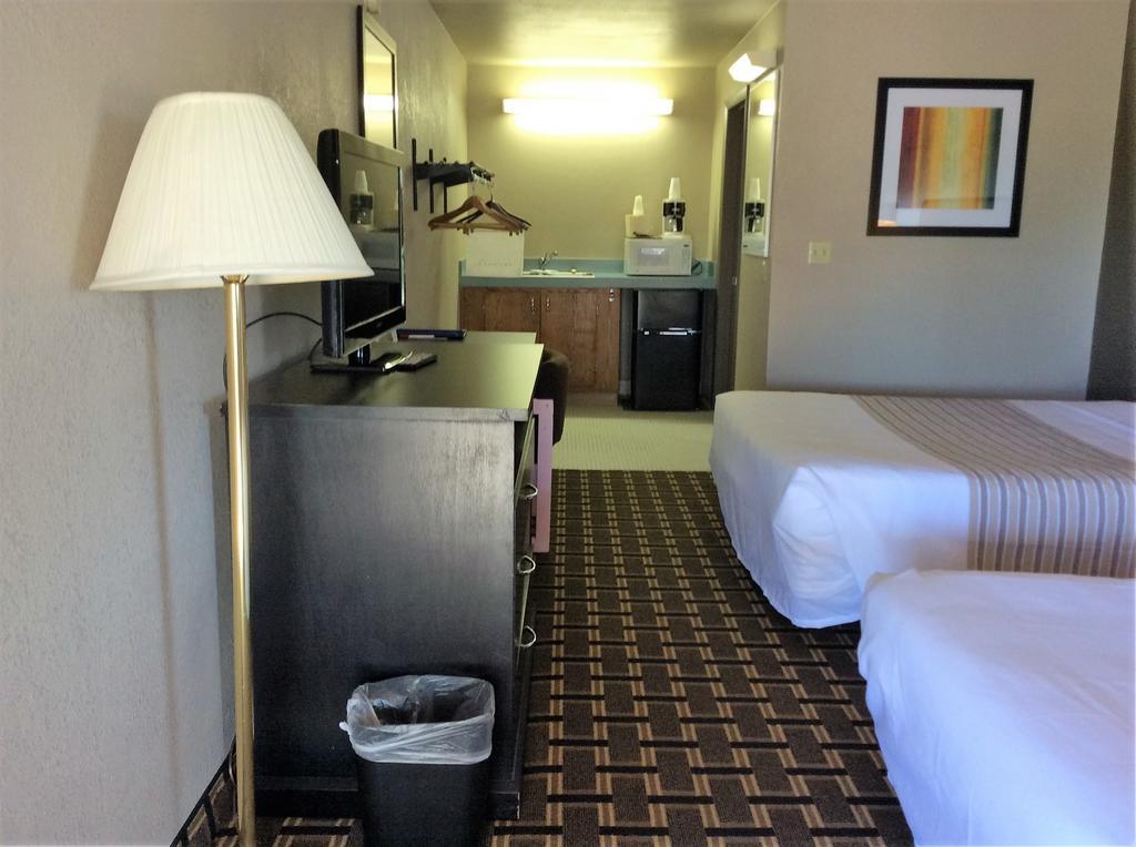 Econo Lodge Beaver Kültér fotó